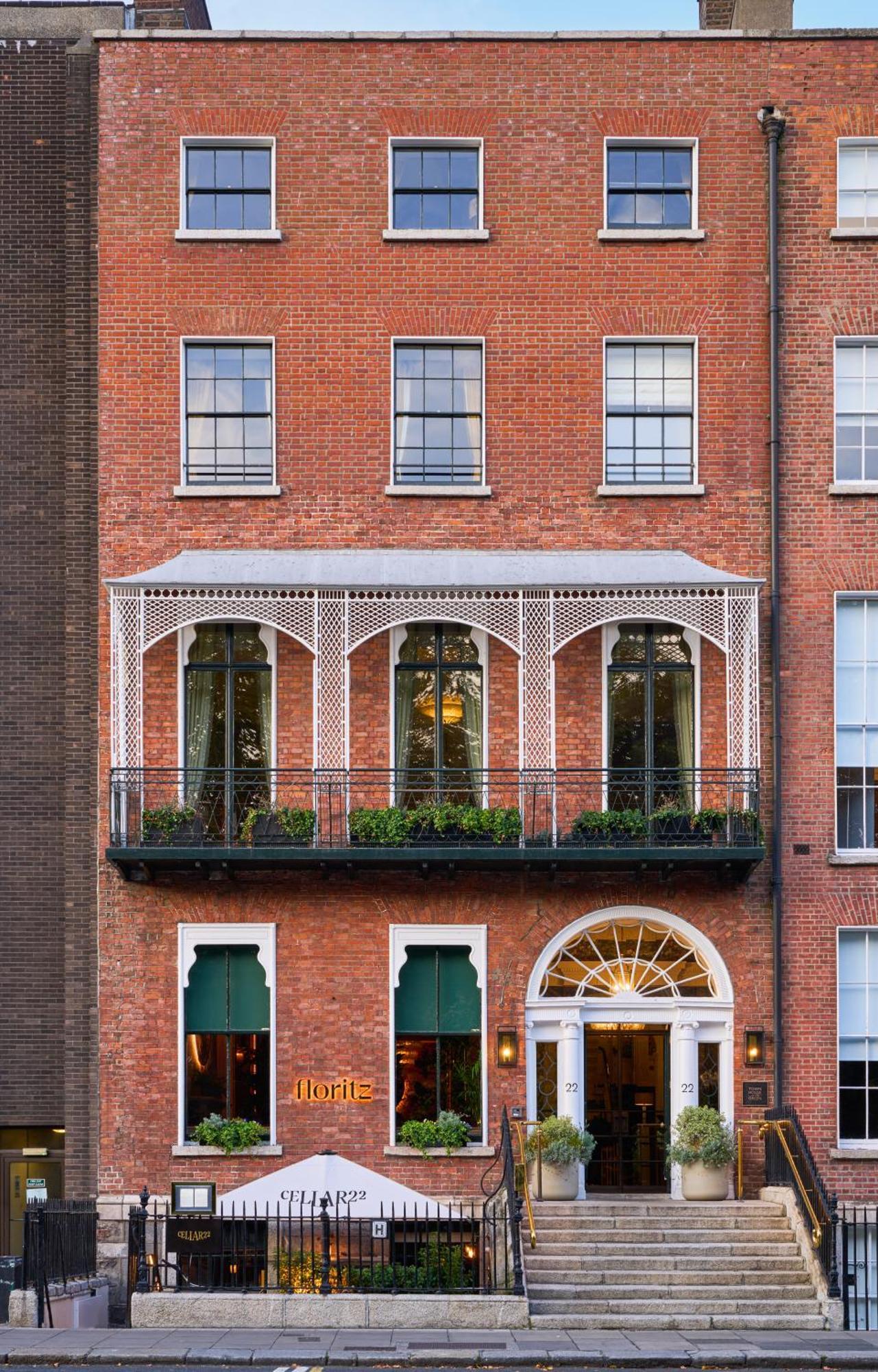 Townhouse On The Green Dublin Exterior photo